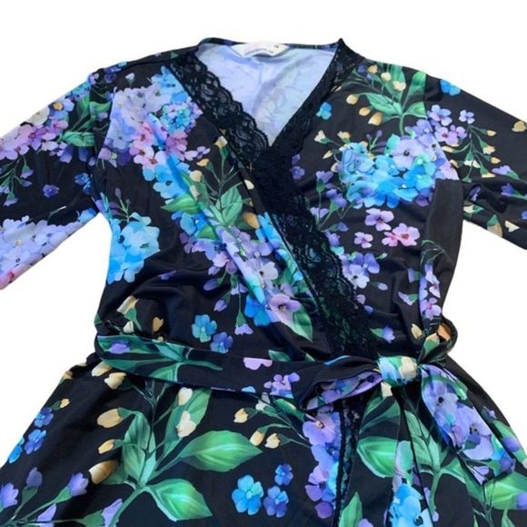 Black Floral Peter Alexander Robe Size XS - Picture 2 of 9